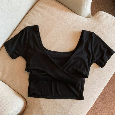 カップインバッククロスクロップドT