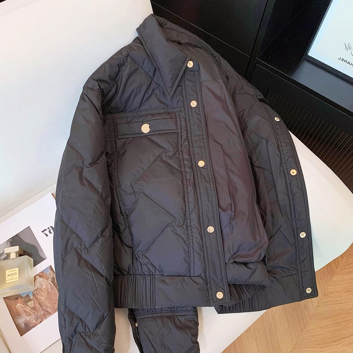 ゴールドボタンキルティングショートジャケット