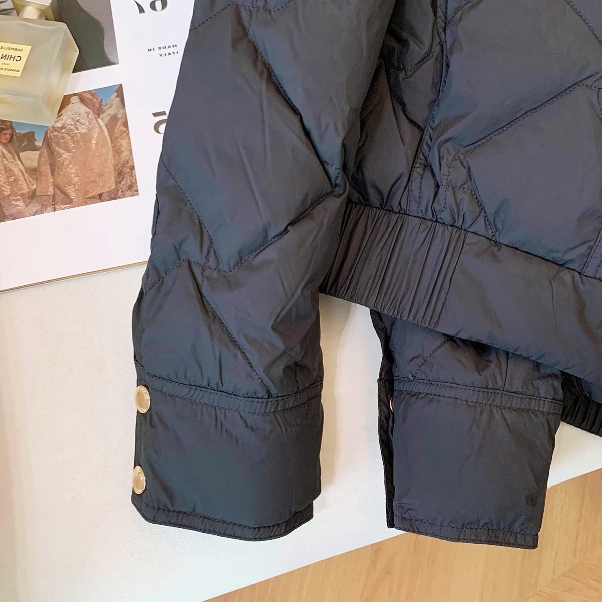 ゴールドボタンキルティングショートジャケット