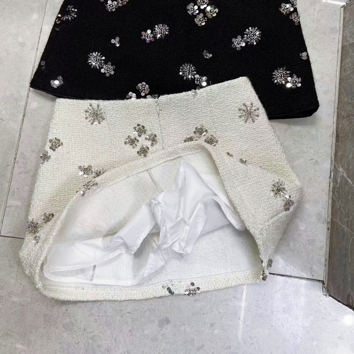 ビジューフラワーツイードスカート