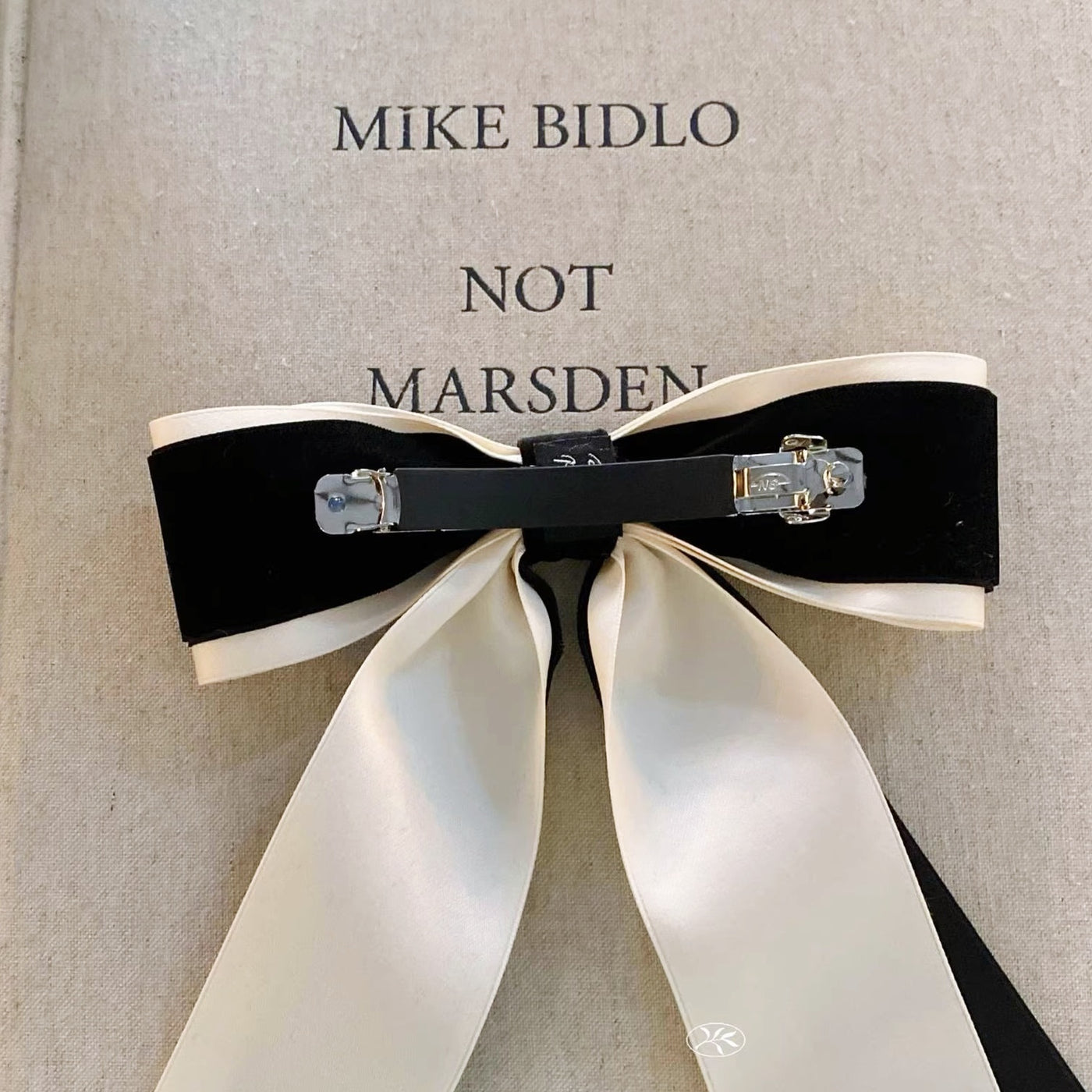 バイカラーベロアリボンバレッタ