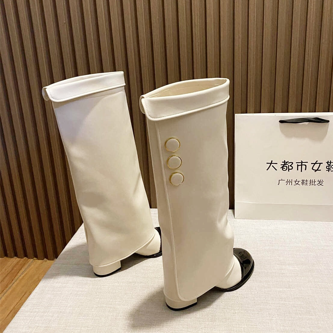 サイドボタンオーバーロングブーツ
