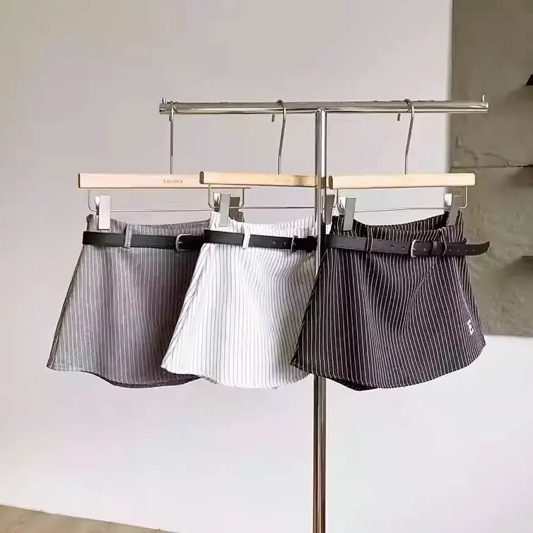 ベルトストライプミニスカート